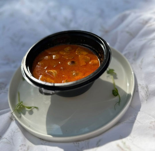 Фото Том ям с курочкой